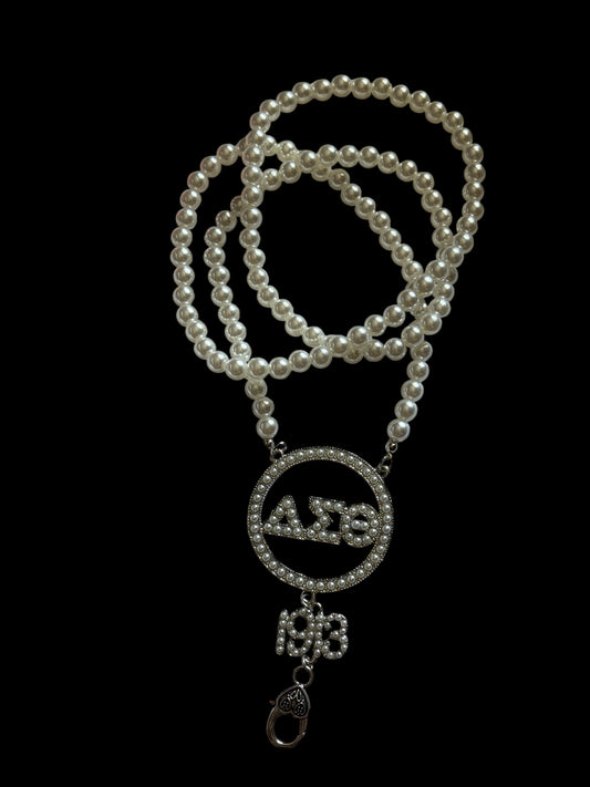 DST 1913 Pearl Lanyard