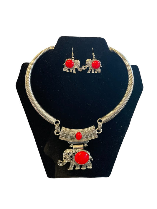 A Touch of Crimson Necklace Set